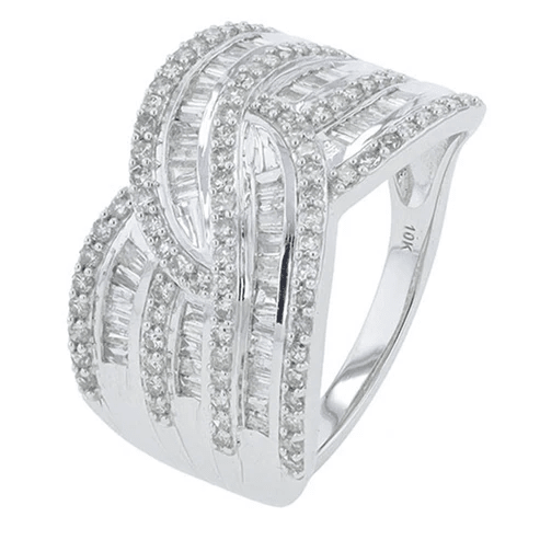 10K gold 1.00 CT diamond crossover ring in white gold

Elegant diamond crossover ring with intertwined gold bands

Modern diamond fashion ring close-up detail

White gold diamond crossover ring front view

Luxury 1 carat diamond ring for women