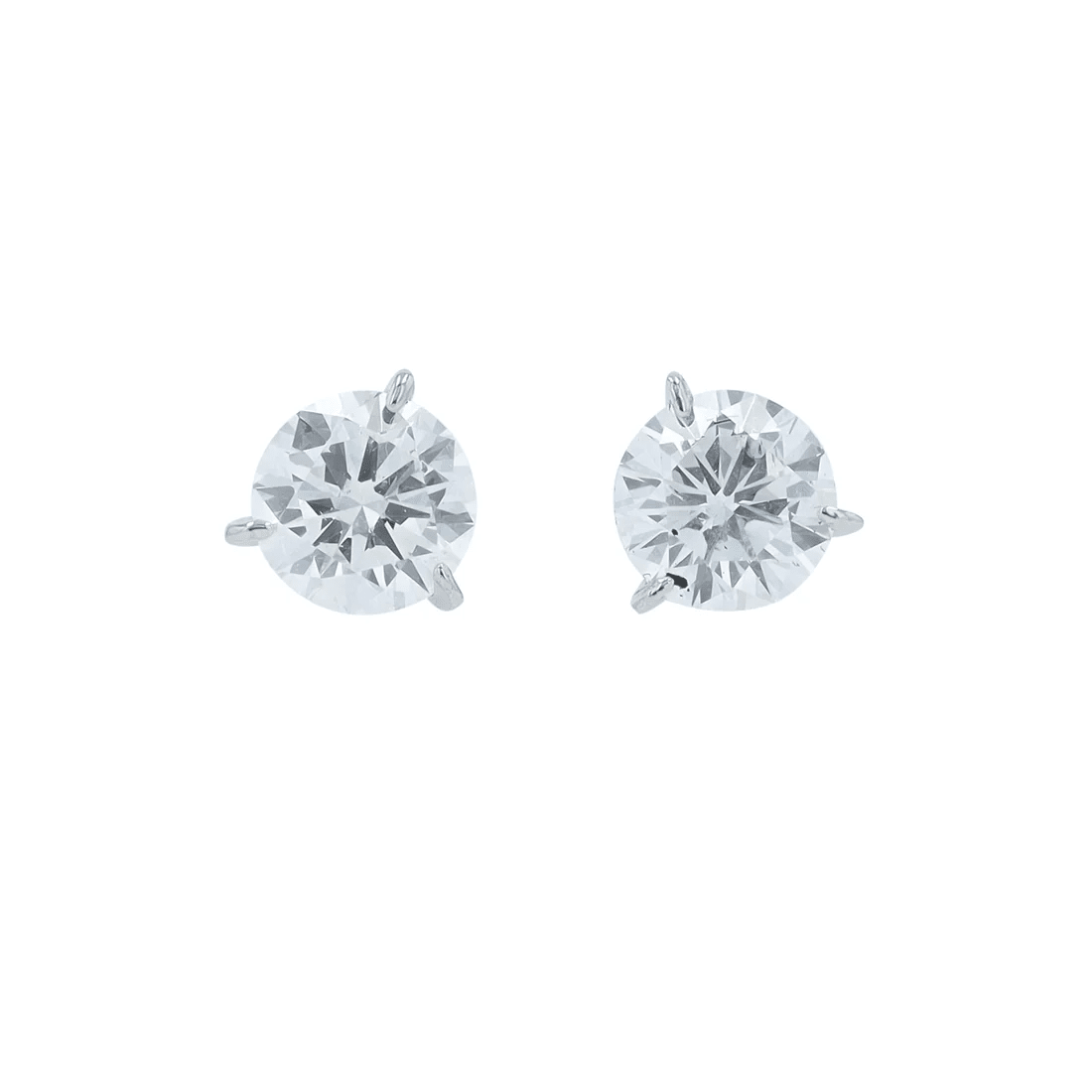 10K gold 2 CT lab grown diamond stud earrings close-up

Classic three-prong diamond studs front view

White gold diamond studs worn on ear

Side view showing three-prong setting

Luxury 2 CT lab grown diamond earrings for everyday elegance